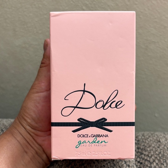 Dolce & Gabbana Garden Eau de Parfum in Pink Box